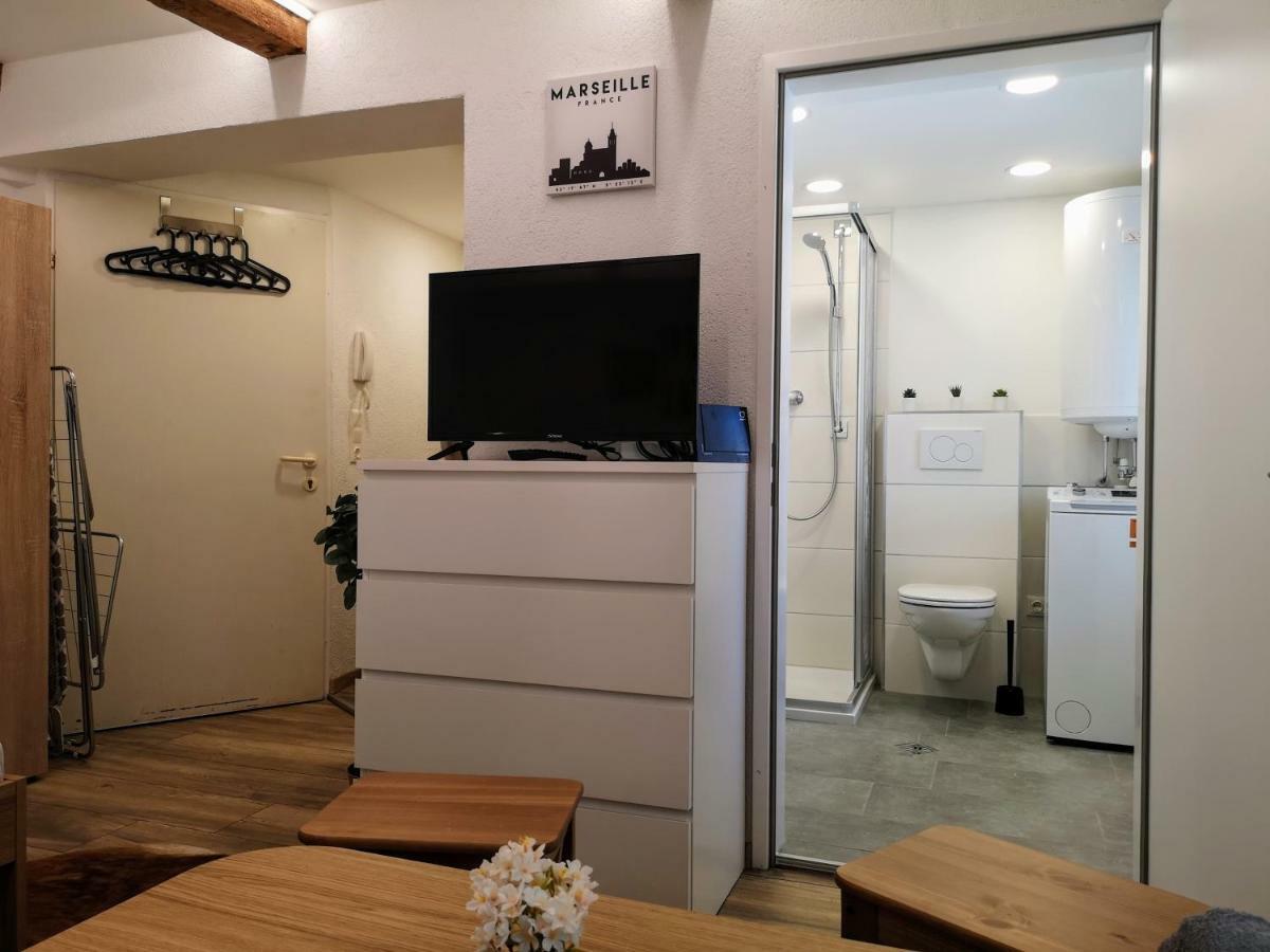 Deluxe Innsbruck Town Studio エクステリア 写真